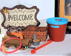 lot 8059 image: Crafting Decor Lot - Metal Welcome Sign, Basket wmetal handles, glue gun  more