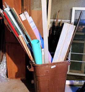 lot 8065 image: Large Lot of Misc Tools & Materials - Fluorescent tube lights, Metal Posts, Large Metal Float, PVC pipe, Metal pipes and more
