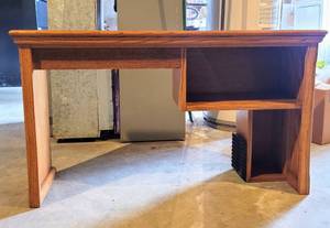 lot 8114 image: Desk Hutch 42.5 W x 12 D x 25 T