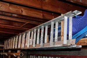 lot 8023 image: Aluminum Extension Ladder (15 FT Standing Height)